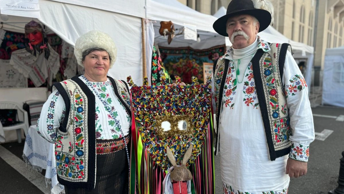  Tradițiile Autentice, Redescoperite la Târgul Meșterilor Populari de la Iași: Obiecte Unice și Legende Fascinante ale Artizanilor