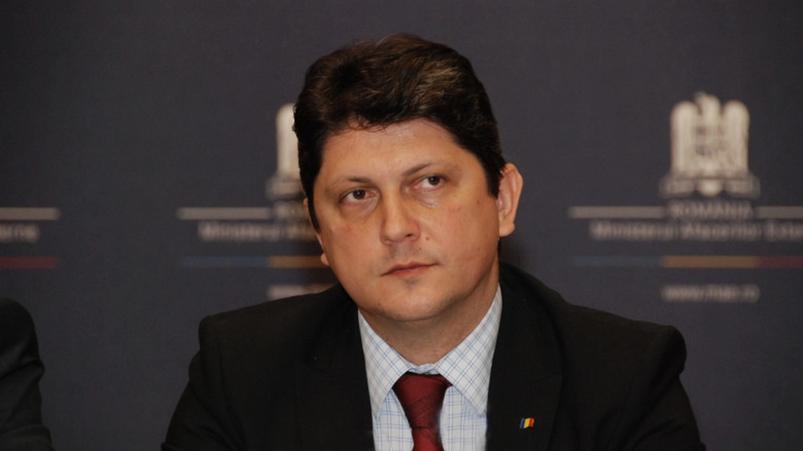 Un fost ministru al Justiției desființează decizia CCR: „Nu cred într-un moment accidental al adoptării acestei decizii”