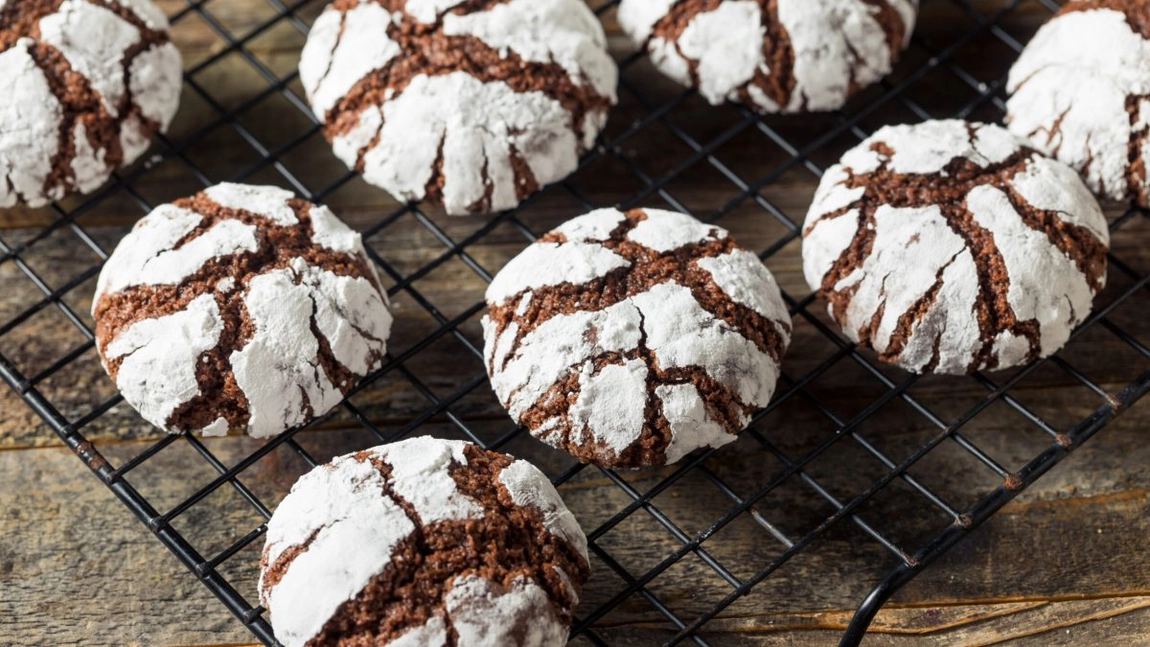 Rețeta pentru biscuiți crinkles cu ciocolată – Un desert american delicios, foarte ușor de făcut