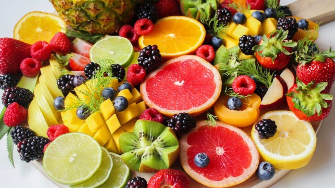 Ce fructe sunt bune pentru constipație? Iată o soluție naturală și foarte eficientă