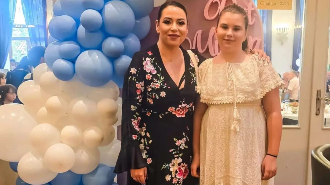 Isabela, fiica Oanei Roman, are o afecțiune destul de gravă. S-a declanșat după divorțul părinților