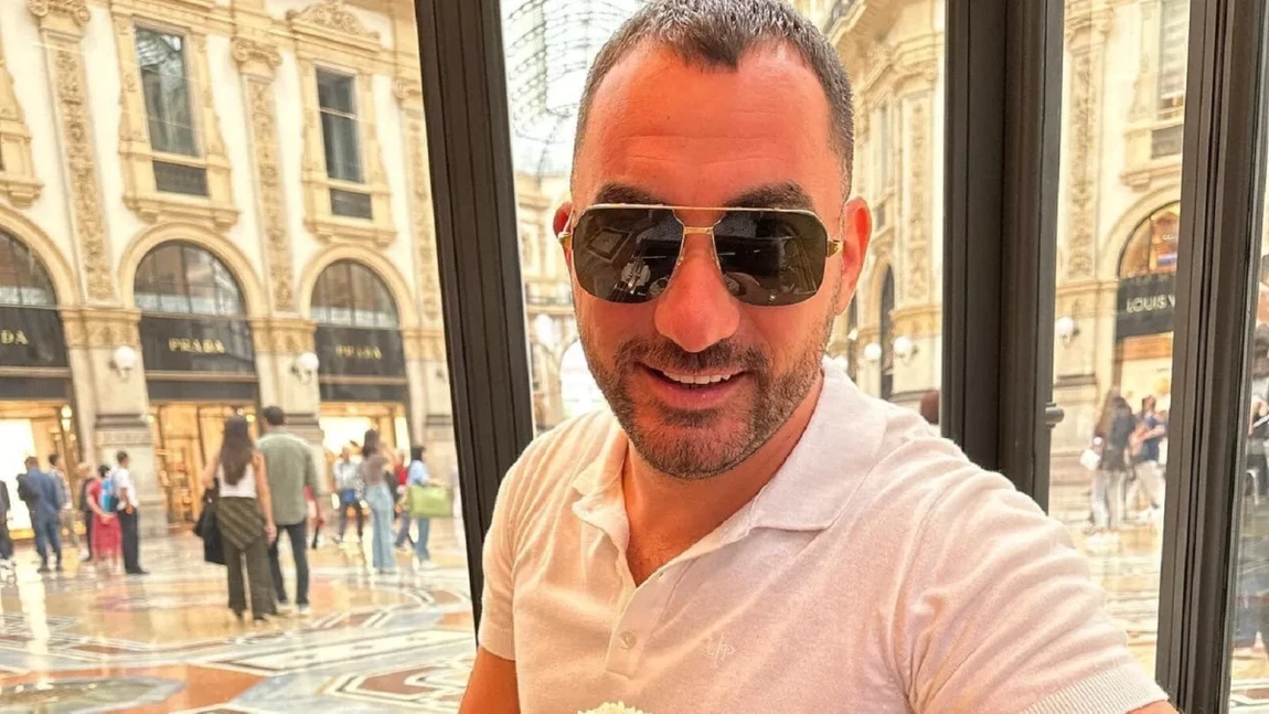 Cât costă papucii cu care Pescobar a fost la Mamaia, în mini-vacanța de 1 Mai