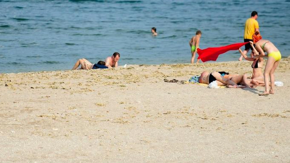 Proiect de lege aflat în dezbatere! Românii vor avea, în sfârșit, acces garantat la plaje publice pe litoralul Mării Negre