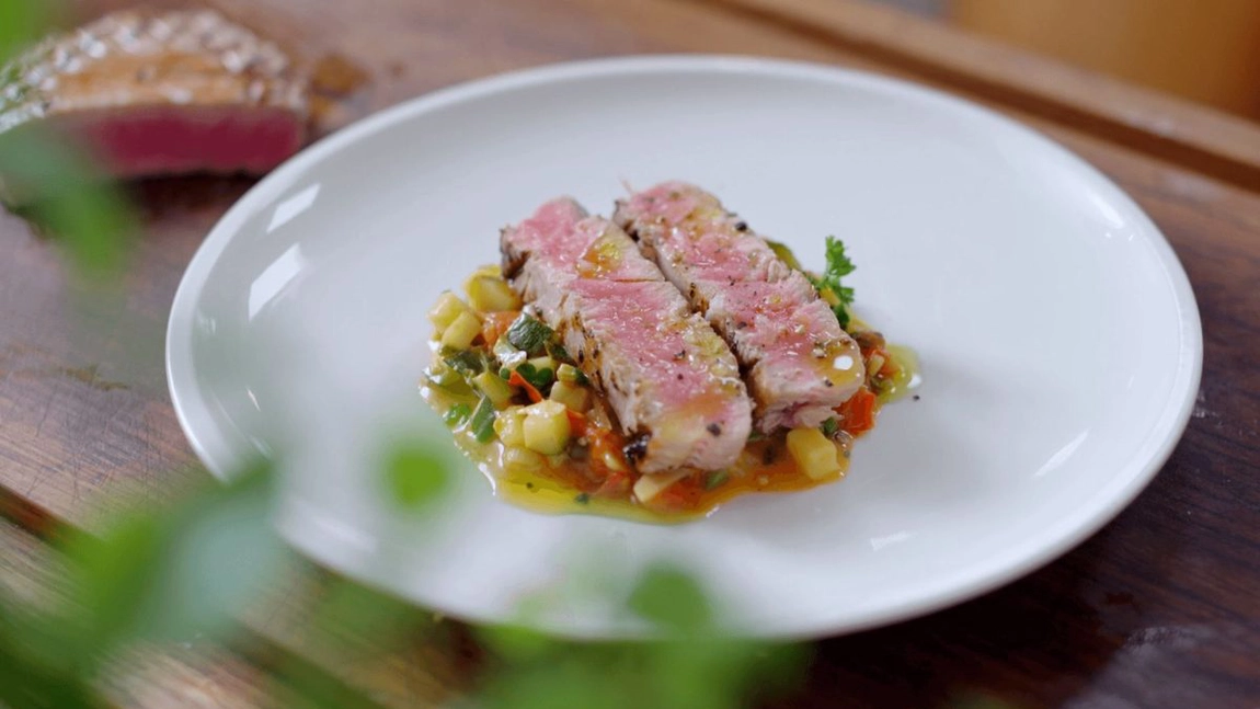 Steak de ton – Rețetă rafinată, ideală pentru iubitorii de pește