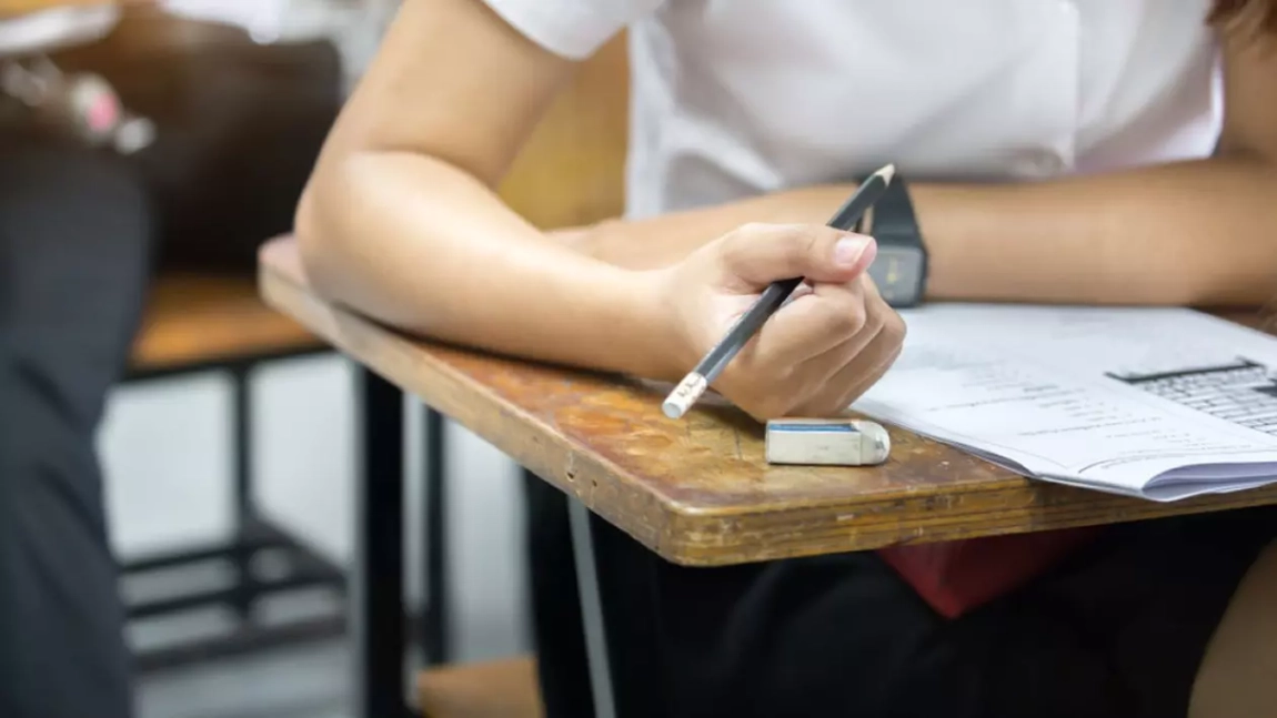 Emoții pentru cei 6.795 de absolvenți înscriși la examenul crucial pentru viitorul lor liceal