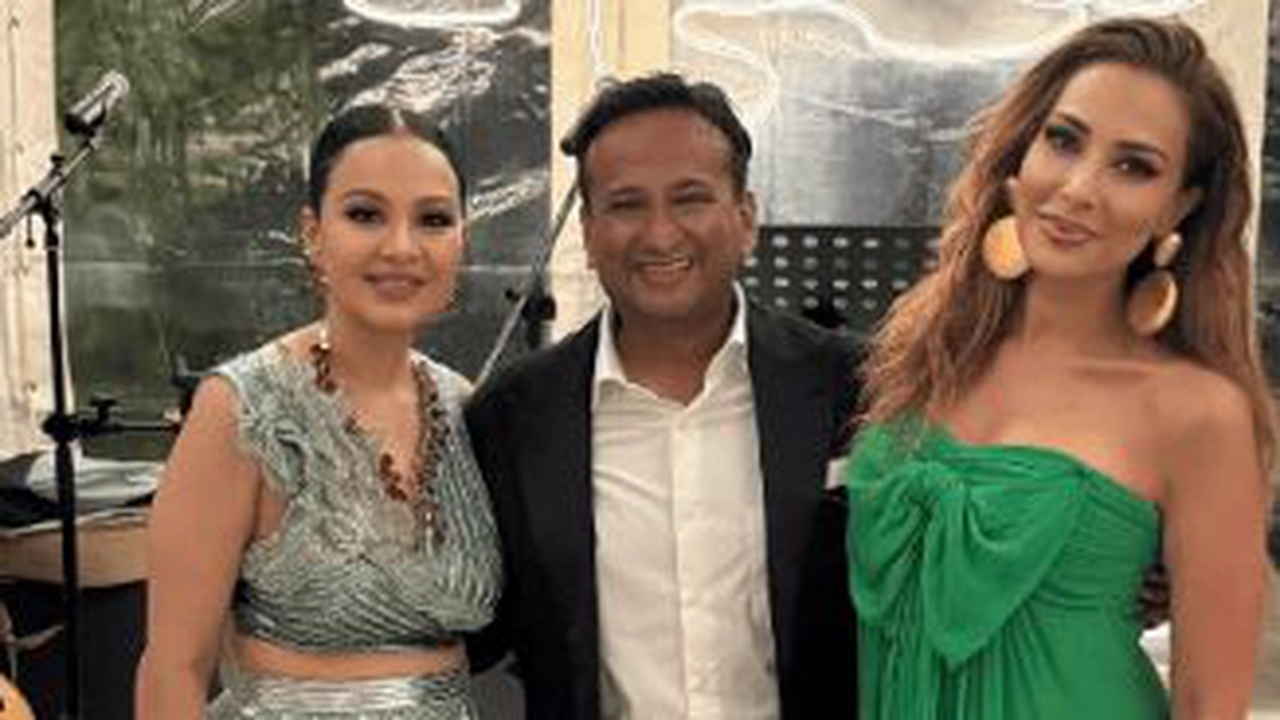 Iulia Vântur a făcut senzație într-un resort de lux din Maldive! A cântat la aniversarea căsătoriei unui miliardar - GALERIE FOTO
