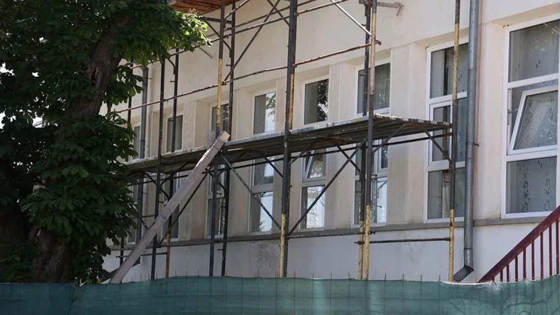Lucrările de reabilitare termică și eficientizare energetică la două unități de învățământ din Iași se apropie de final