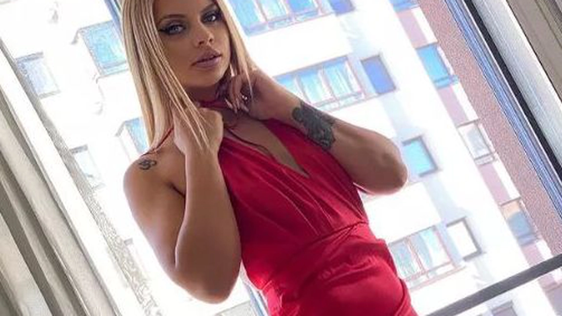 Simona de la Insula Iubirii, la un pas de tragedie! „A dat cu pietre în mine și a venit cu o lopată la gard!”