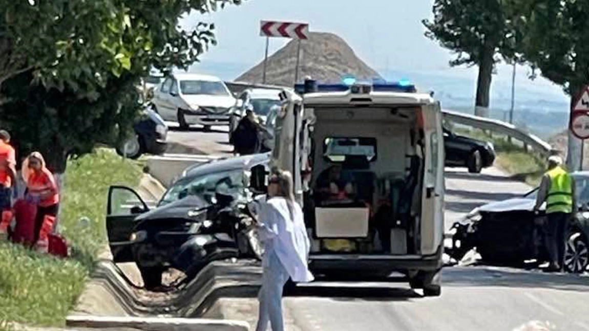 Accident rutier în comuna Țigănași. Două autoturisme au fost implicate