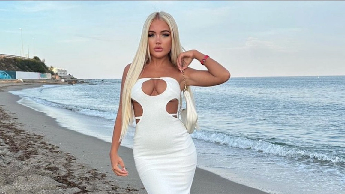 Șocant, dar complet adevărat! Iată de ce un model superb a primit o sumă incredibilă de la o mulțime de fani