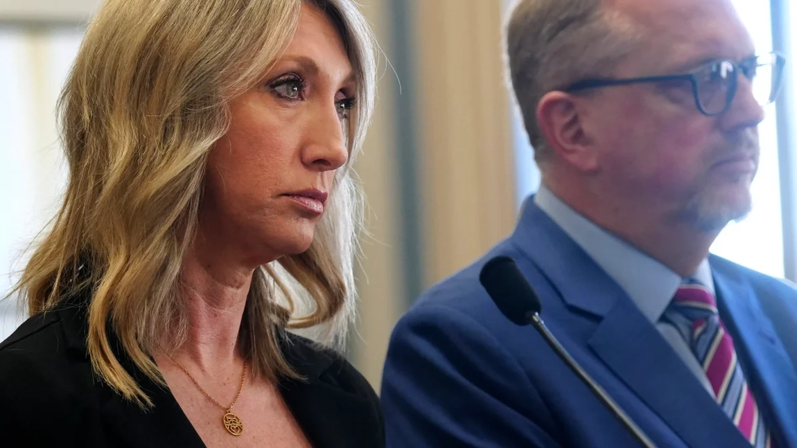 Amenințări, manipulare și obsesie! Elevul prins în capcana consilierei care i-a distrus viața: „Mi-a spus că se sinucide dacă o părăsesc”