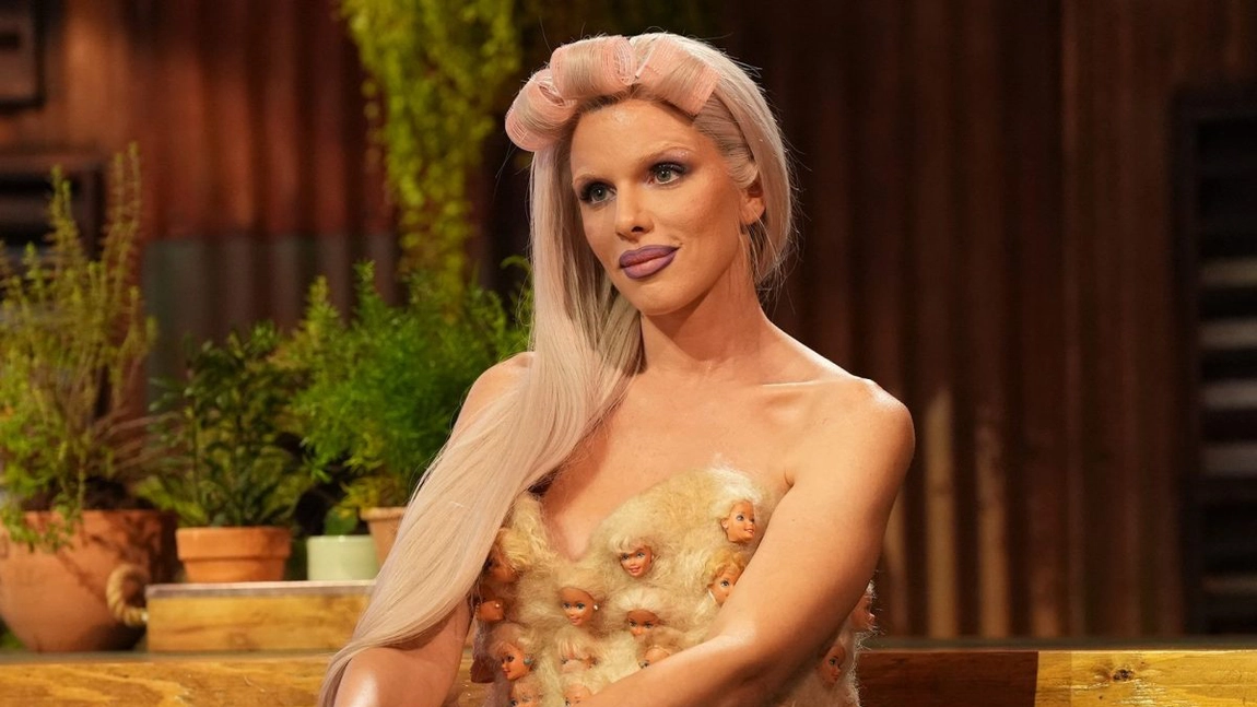 Julia Fox a fost angajată pentru o reclamă la un stimulent al libidoului. Iată imagini uimitoare de la campania semnată de  Kourtney Kardashian