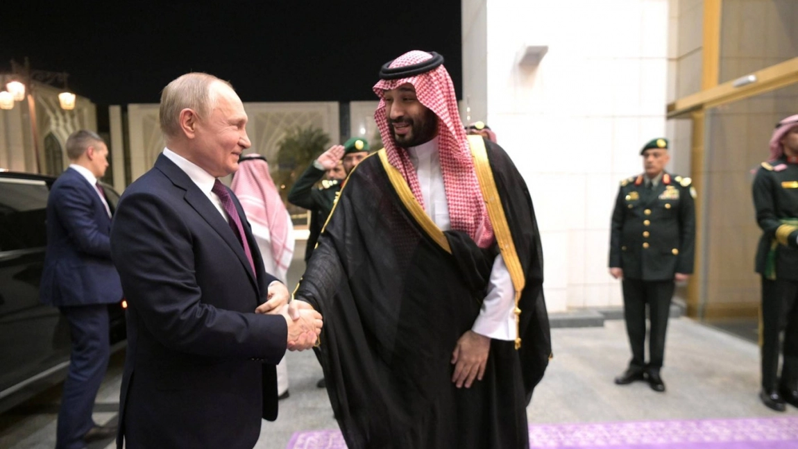 Putin și Arabia Saudită își schimbă radical strategia. La ce trebuie să ne așteptăm