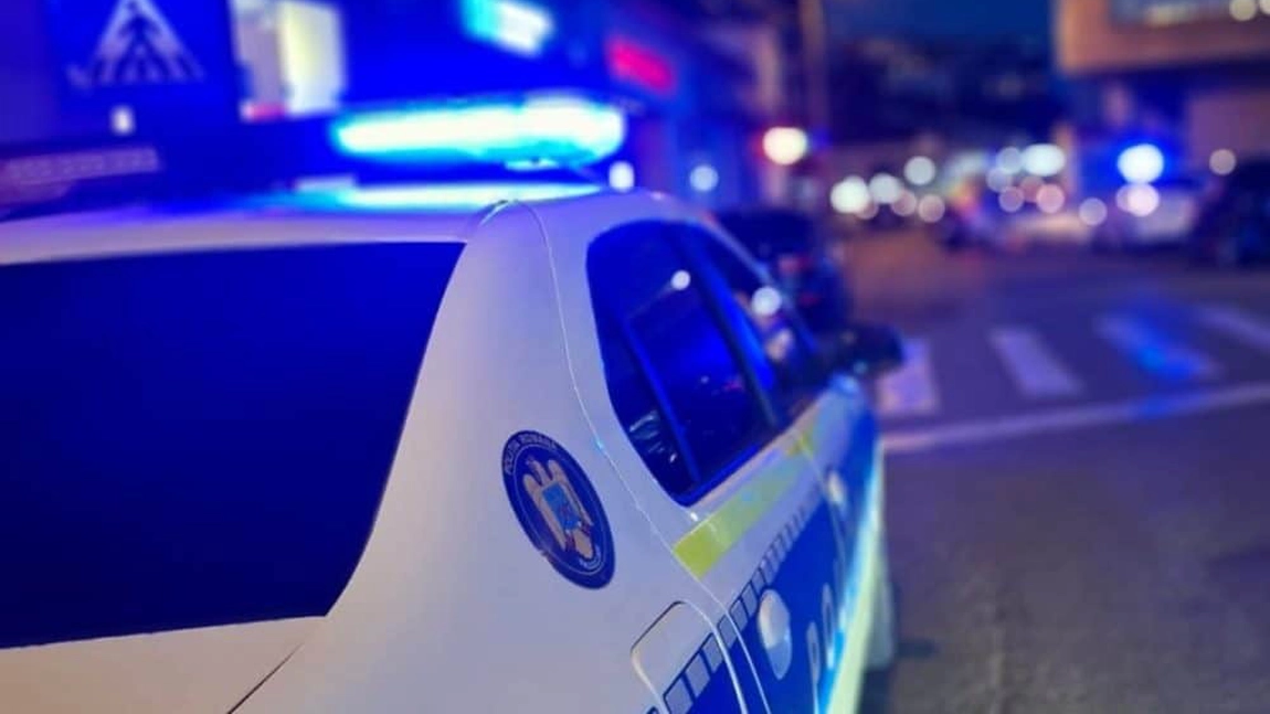 Un Tânăr de 18 Ani Piere Sub Acoperișul Zburat de Vânt, Alți Doi Răniți