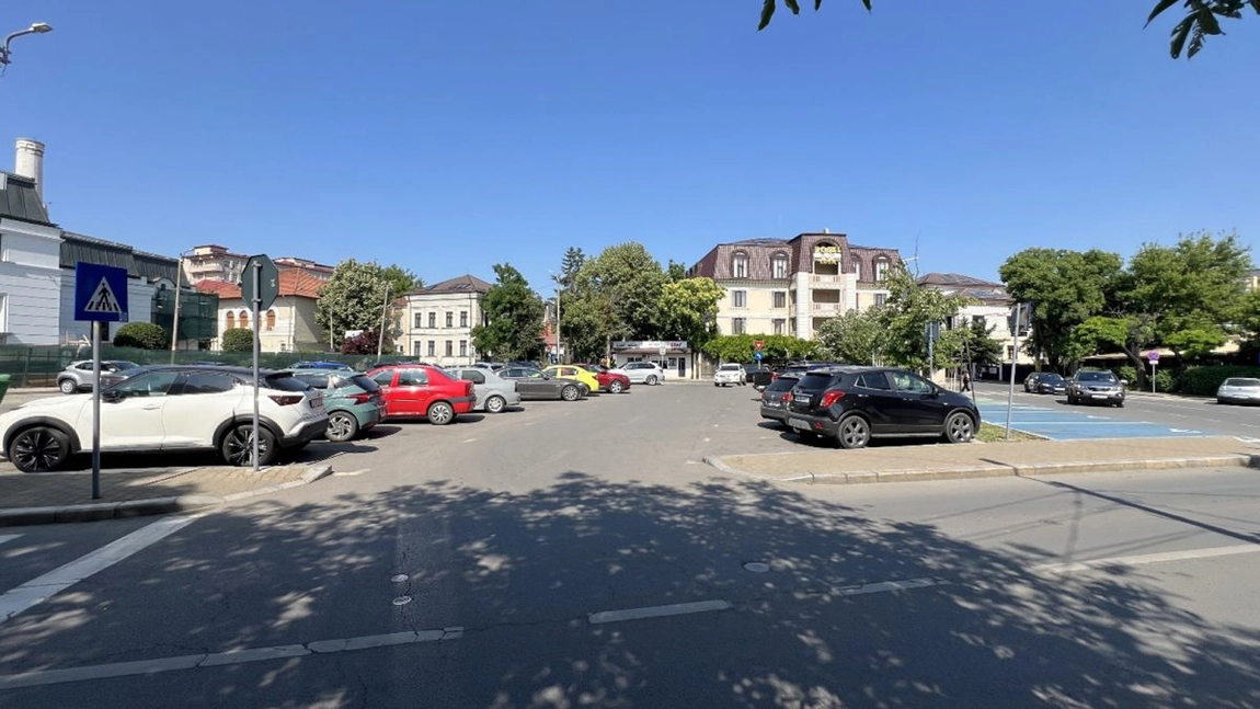 60 de locuri de pe strada Agatha Bârsescu vor dispărea pentru relocarea Sălii Teatrul³ CUB.