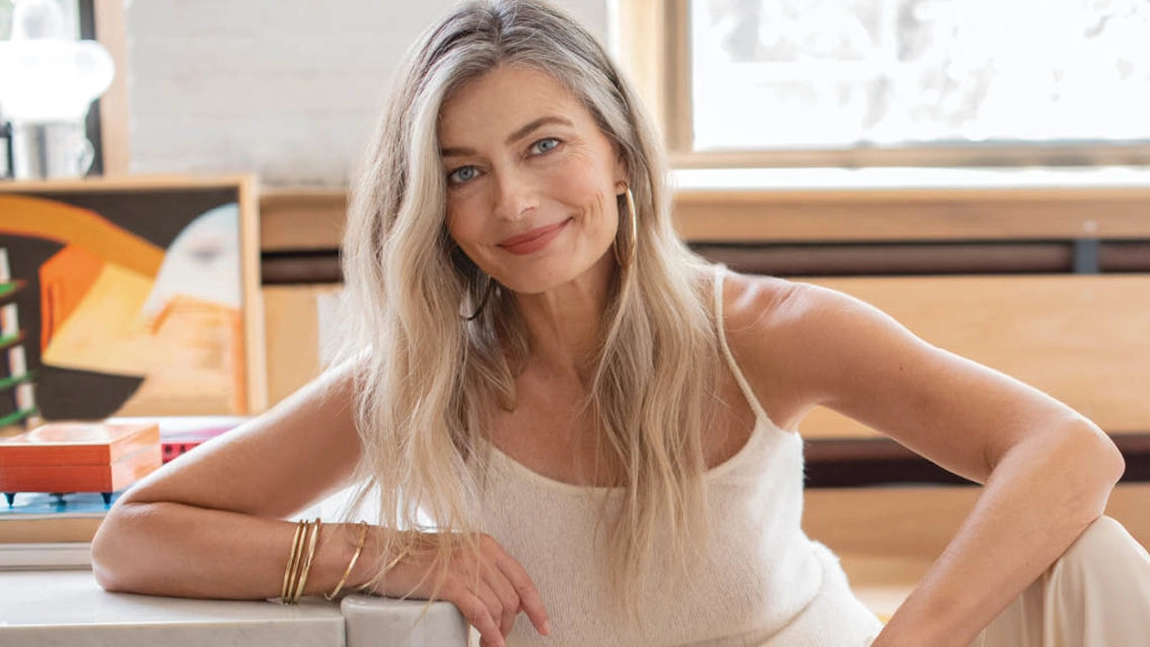 La 60 de ani, arată mai bine ca la 30! Paulina Porizkova rupe rețelele cu poze fără filtre