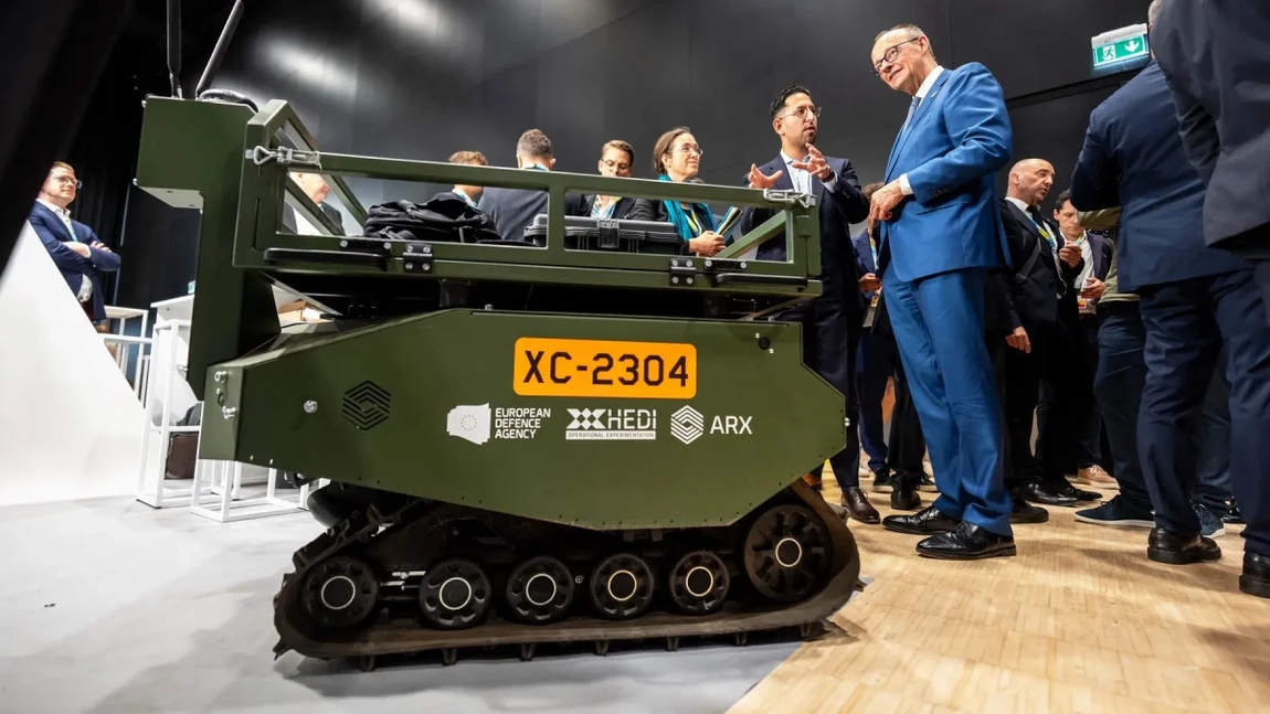 Drone ucigașe, tancuri autonome și gândaci-spion! Germania lansează armata viitorului