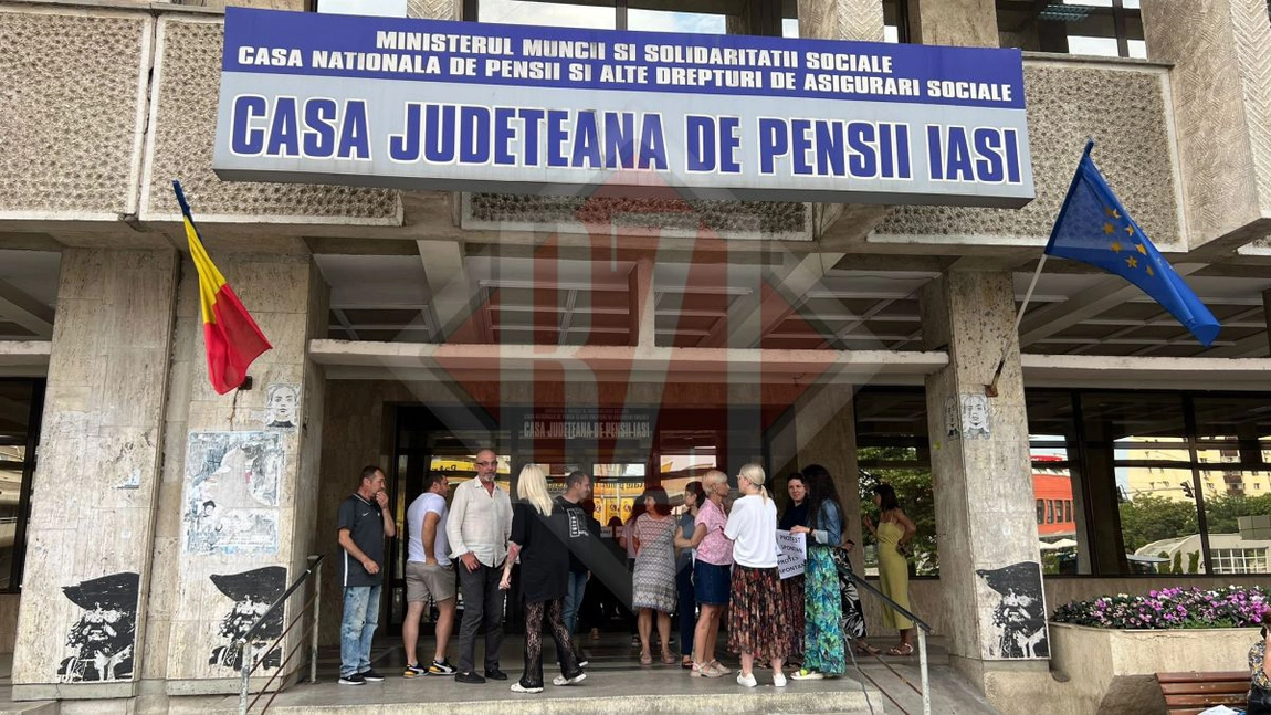 Protest spontan la Casa de Pensii Iași! Activitatea instituției nu este afectată