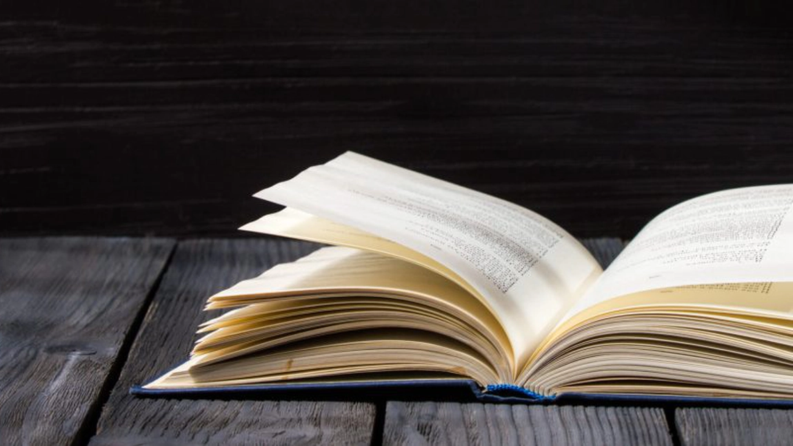 Cum se scrie corect: „să revi” sau „să revii”? Originea verbului și greșeli comune în limba română