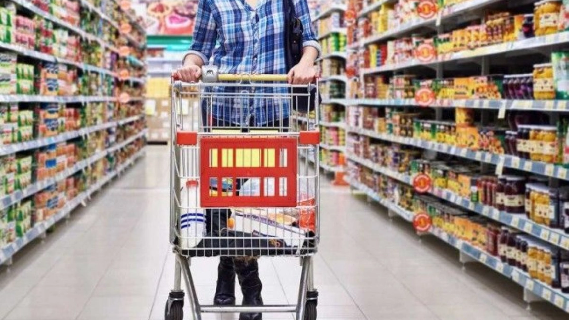 Cu cât se scumpește coșul de cumpărături de mâine, 1 august? Iată lista scumpirilor