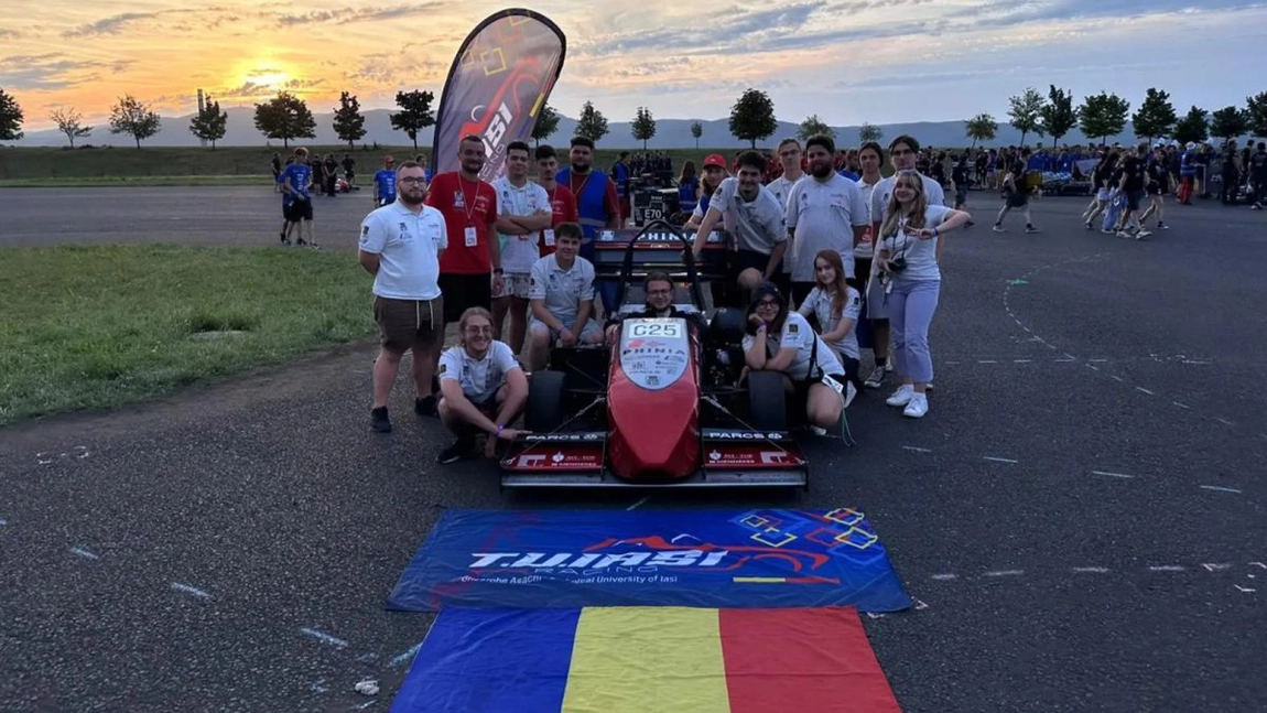Studenții TUIASI, reprezentanții României la marile competiții internaționale Formula Student