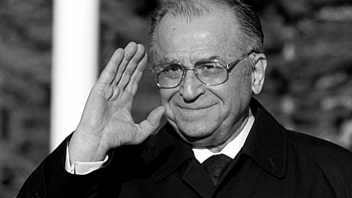S-a decis unde va fi înmormântat Ion Iliescu. Guvernul i-a pregătit un loc special