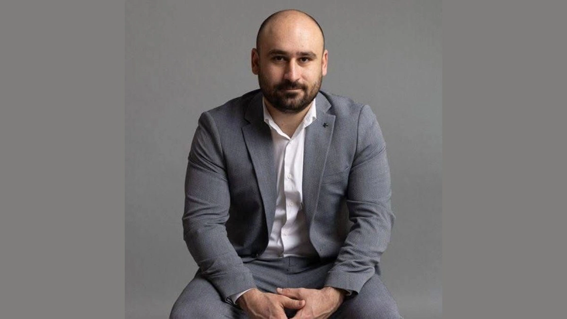 Un ieșean în vârstă de 40 de ani și-a pus mama să intenteze divorț pentru el! Până și avocatul a rămas uimit: „Nu a fost o problemă, pentru că și soția abia aștepta să divorțeze”