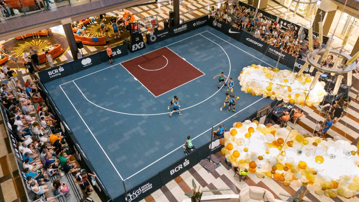 Competiții de baschet 3x3, zone de joacă pentru copii și corner de gaming la BCR Sport Arena Streetball, în Iulius Town