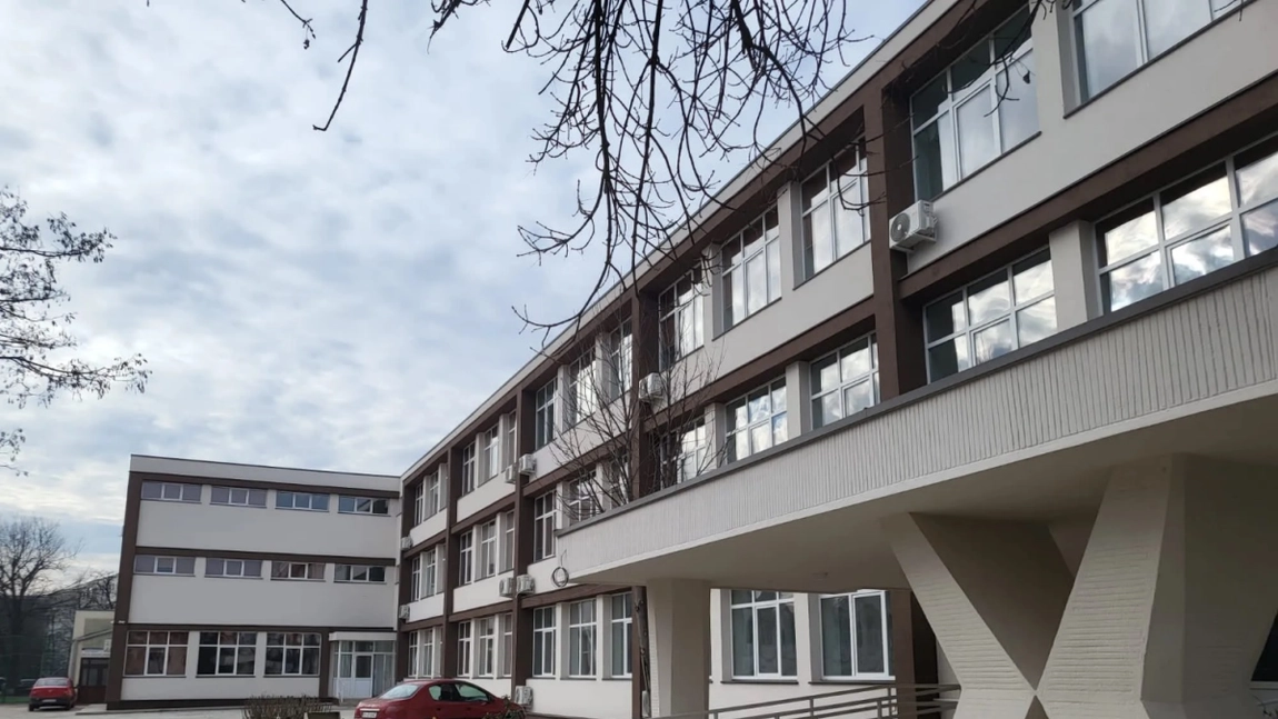 Sute de posturi didactice, scoase la concurs în Iași. Profesorii susțin, astăzi, proba scrisă