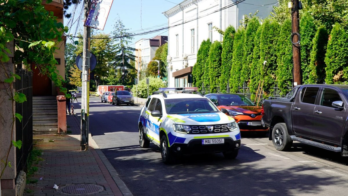 Un tânăr din județul Galați a fost arestat la Iași, după ce a fost prins beat la volan. Nu a fost singurul care a avut de-a face cu polițiștii