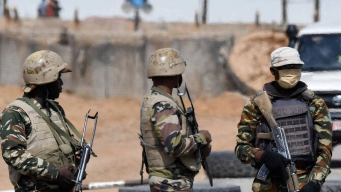 Atac armat în timpul unui botez, soldat cu zeci de morți! Atacatorii erau pe motociclete