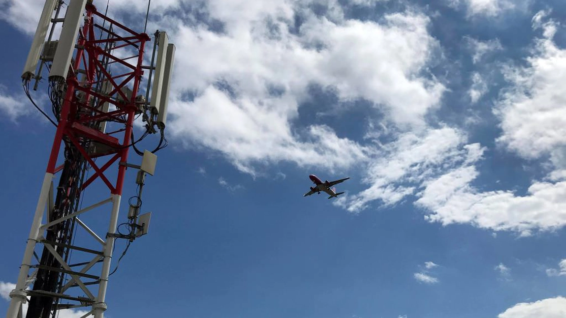 Bonus neașteptat la bord. O oră de panoramă, gratuit, din cauza unui controlor somnoros