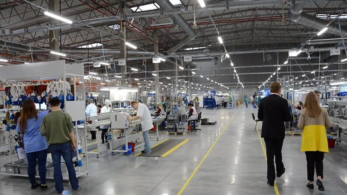 Disponibilizări colective la o importantă fabrică din țară! 230 de angajați vor fi dați afară!