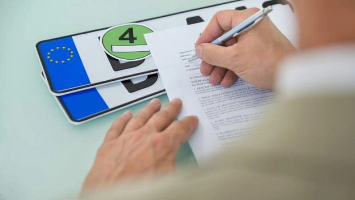 Procedura digitalizată pentru plăcuțele de înmatriculare din 17 septembrie 2025! Iată ce trebuie să știi!