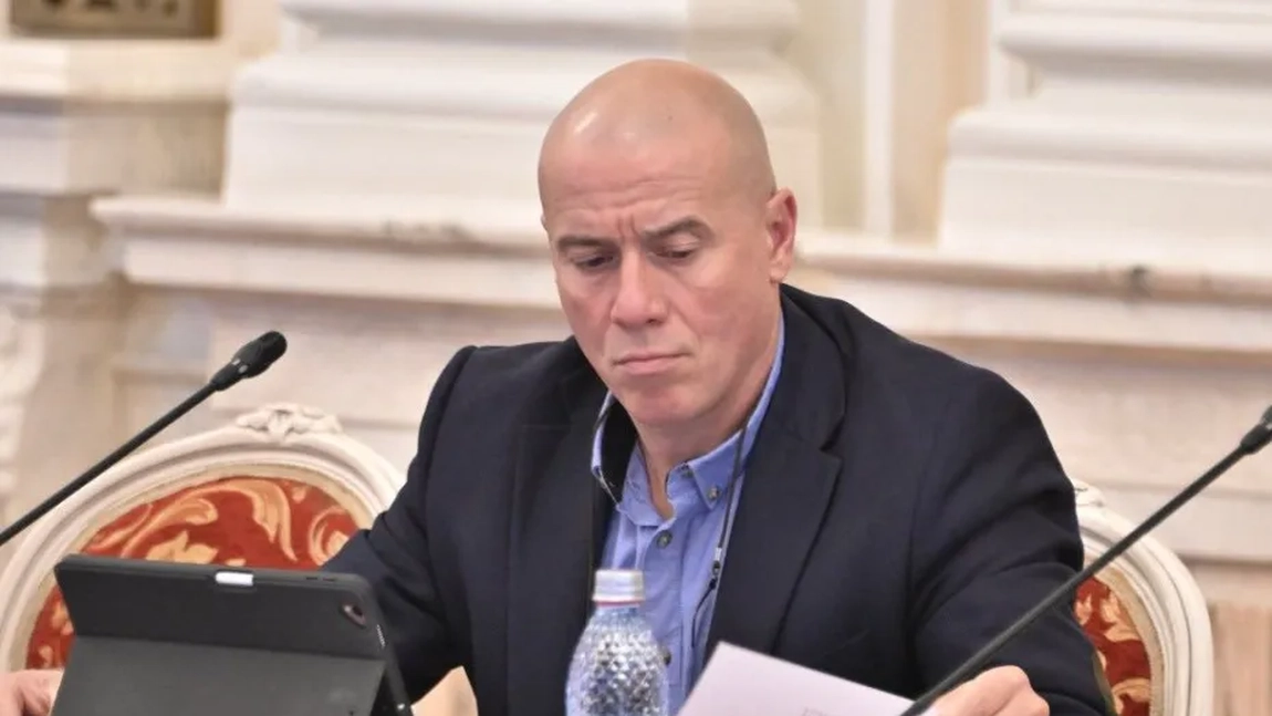 Detonatorul din interior al culturii române