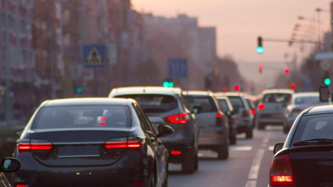 Zeci de amenzi au fost împărțite de polițiști la Iași. Iată care au fost abaterile șoferilor