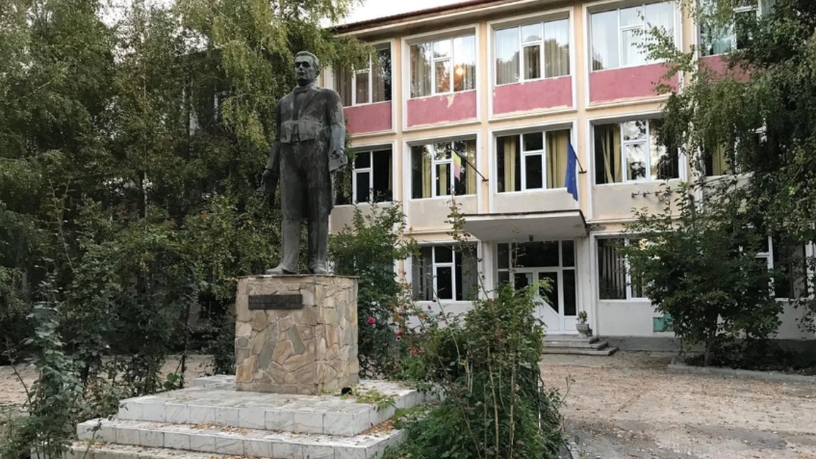 Primăria Podu Iloaiei reia licitația pentru reabilitarea Colegiului Tehnic „Haralamb Vasiliu”! Valoarea contractului depășește 2,4 milioane de euro