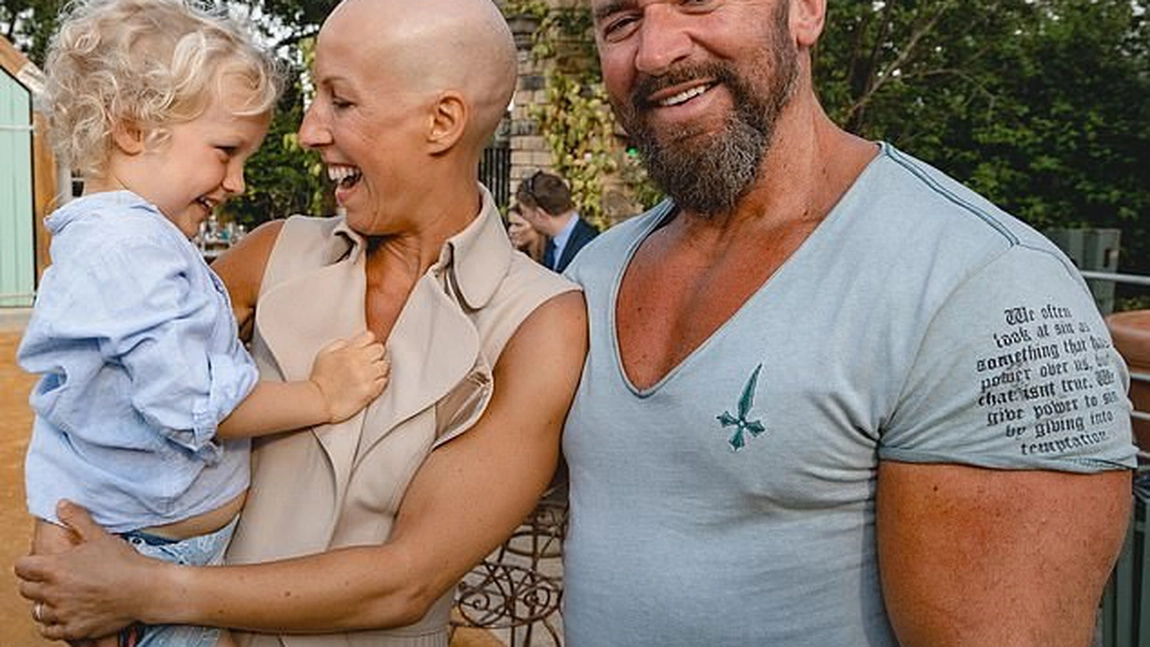 O femeie a ales să țină post cu apă 21 de zile, refuzând chimioterapia! Decizia a uimit lumea medicală