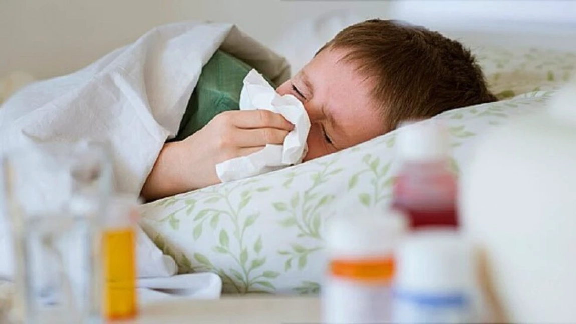 Val de gripă în România. Medicii fac atenționări