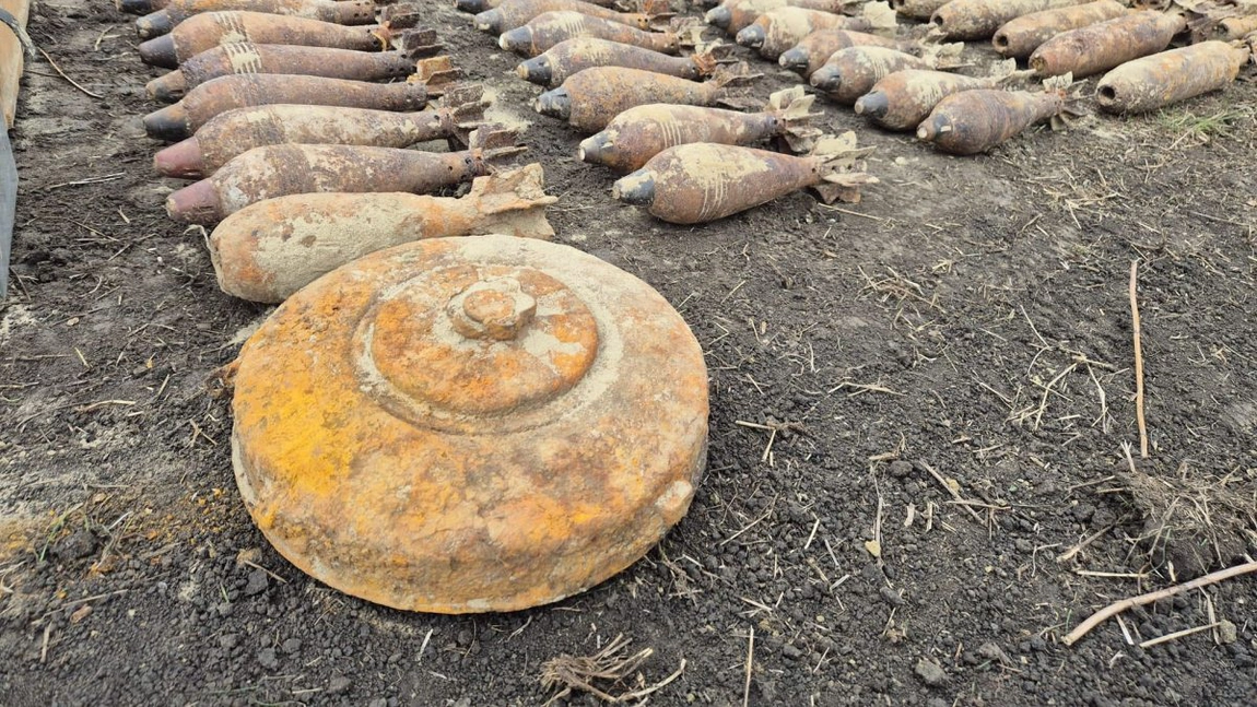 Peste 1.350 de elemente de muniție neexplodată au fost distruse, ieri, de pirotehniștii ieșeni