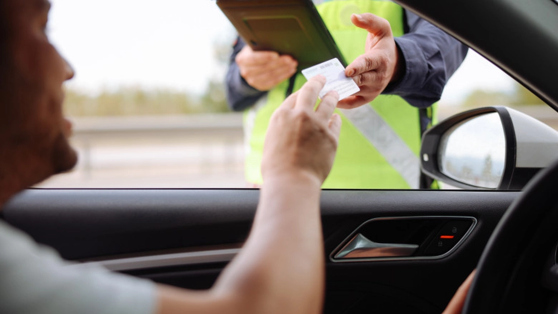 Obligația raportării la RAR și amenzile uriașe pentru șoferi!