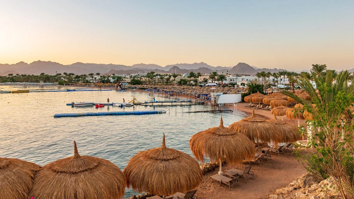 Vacanță de coșmar pentru o familie din Iași, care trebuia să plece în Egipt. „Am plătit concediul din luna februarie”