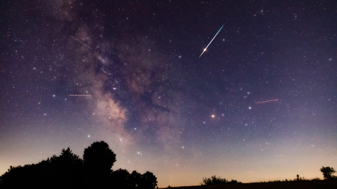Ce sunt stelele căzătoare? Perseidele, o ploaie de meteori impresionantă