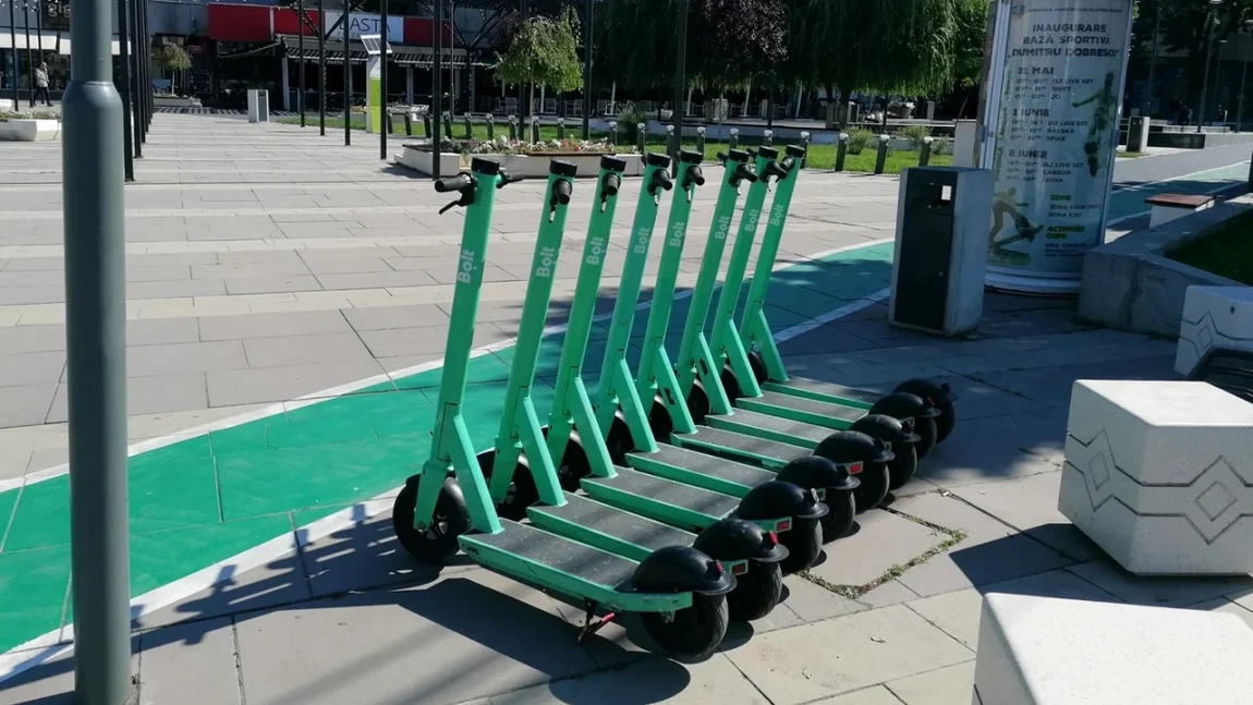 Încă un oraș din România interzice trotinetele electrice în mai multe zone
