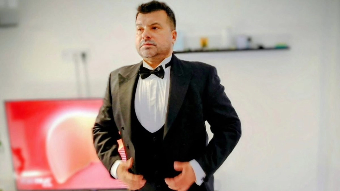 Un tenor ieșean, plecat de 20 de ani în Norvegia, s-a întors acasă și deschide o școală de muzică. Ce l-a făcut să lase în urmă cariera internațională