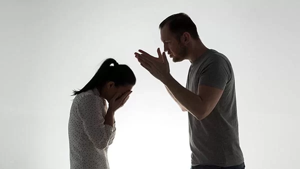 Cum ne poate afecta abuzul emoțional? Iată tot ce trebuie să știi despre cea mai dureroasă formă de violență!