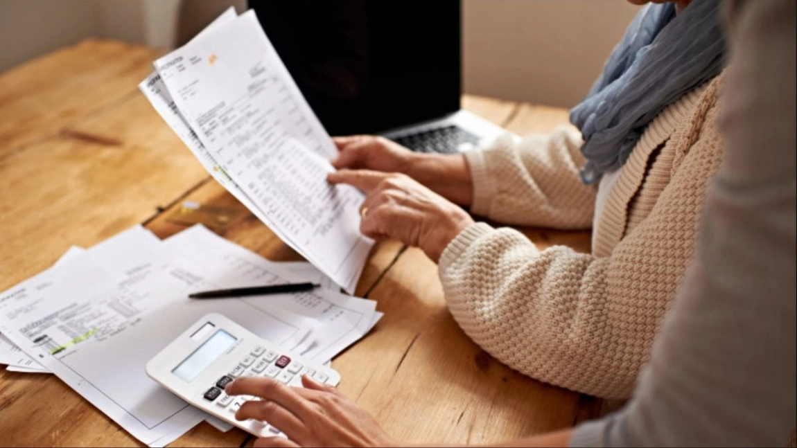 Vești proaste pentru români! Un an de vechime în muncă va fi mai scump de la 1 iulie 2026