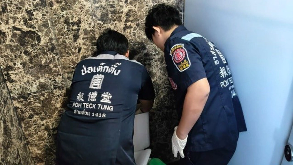 Incredibil unde și-a lăsat o mamă copilul! Un nou-născut a fost găsit de o femeie de serviciu