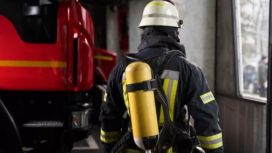  Incendiu în comuna Belcești. O casă a fost cuprinsă de flăcări