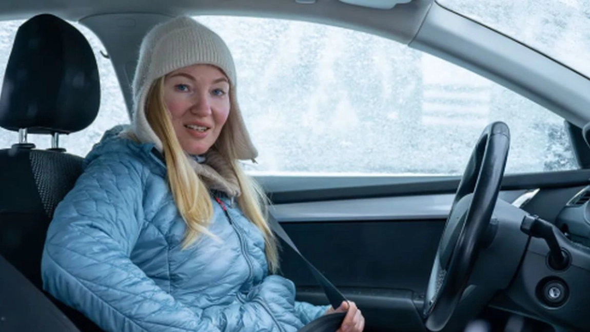 Nu purtați haine groase în mașină iarna! Rezultate alarmante ale testelor